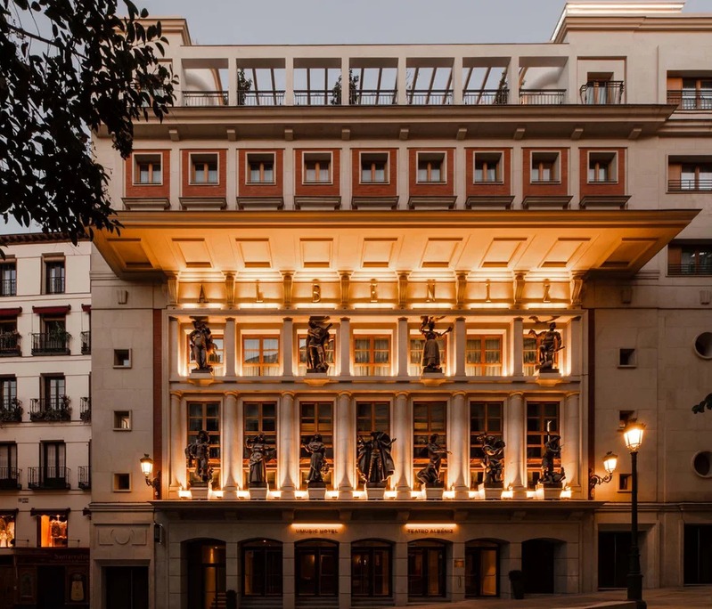 Teatro Albéniz — UMusic Hotel